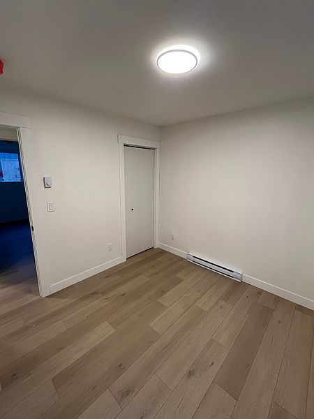 Richmond Apartment for rent - 2 Bedrooms — photo 11