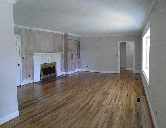 3rd image of 1511 Forest Hill Dr SW