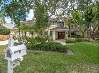 1710 NE 199th St, Miami, FL 33179