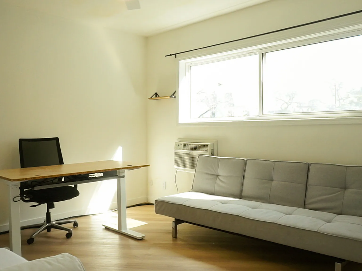2 bed, 900 sqft, $2,595 — Photo 4