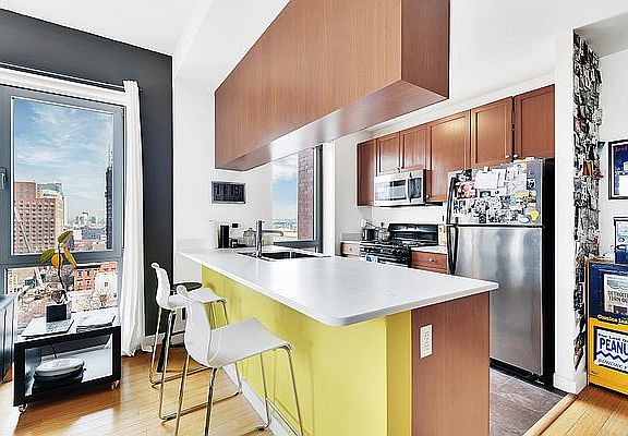 3rd image of 373 Wythe Ave APT 4c