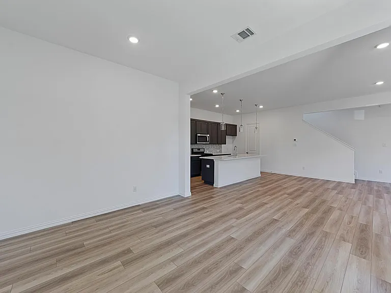 3309 Penn Blvd — Photo 6