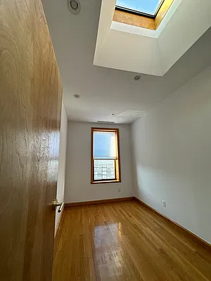 Rented by Eugene G Sarantis, LREB | media 8