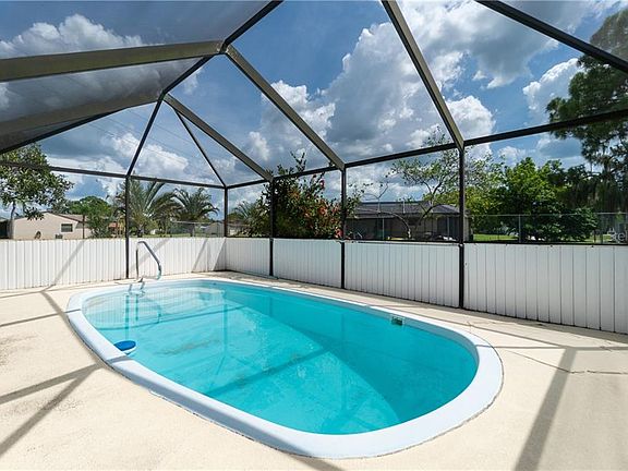 2nd image of 5905 Spearman Cir