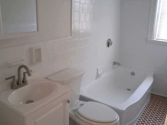 3rd image of 226 Gano St APT 30