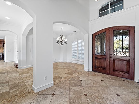 2nd image of 3401 Pearce Rd