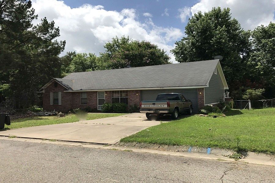 2nd image of 2107 Breckenridge Ter