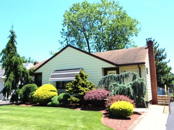 152 Hickory, Kearny Town, NJ 07032