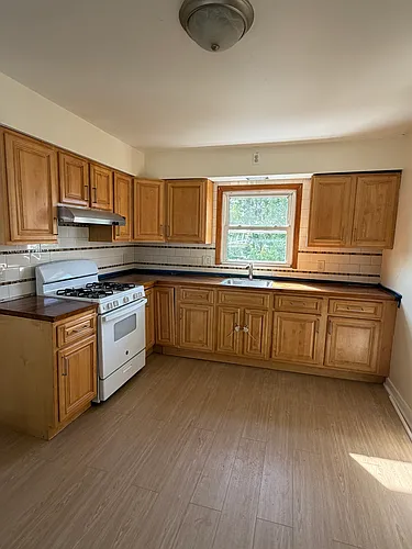 9117 Grand Ave #1 Photo 1
