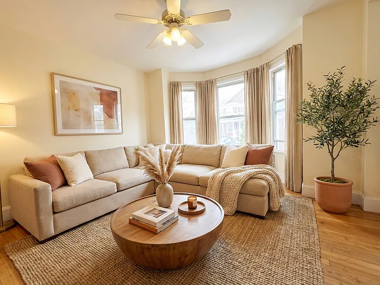 216 Freeman St #21 — Photo 9