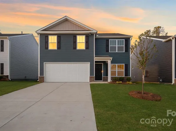 77 Wildbrook Dr, Waynesville, NC 28785