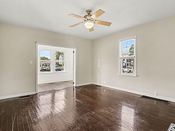 5th image of 3302 Rogers St