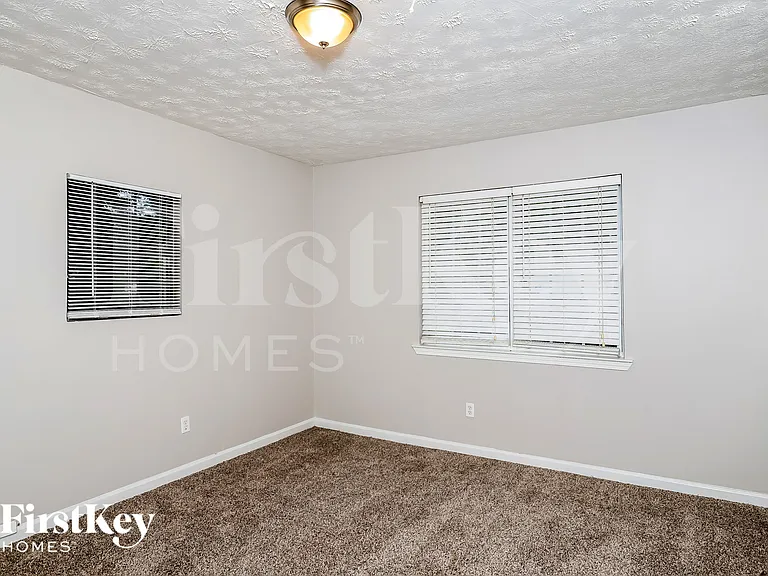1158 Iron Gate Blvd — Photo 12