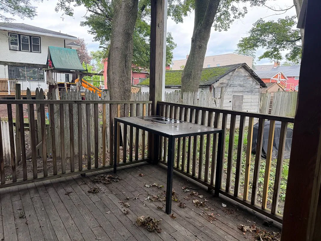 2 bed, 1.0 bath, 500 sqft, $1,225 — Photo 3