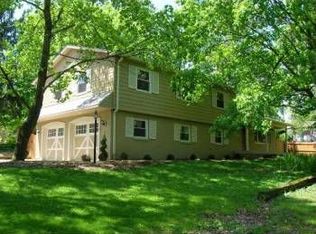740 Laurel St, Zionsville, IN 46077