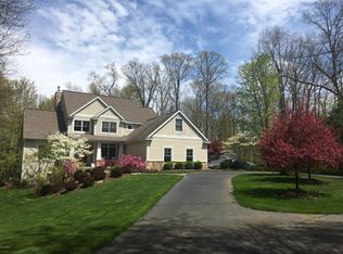 3174 Natures Place Dr SE, Lowell, MI 49331