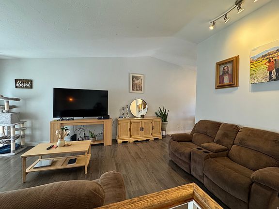 5th image of 1542 Crystal Ridge Dr