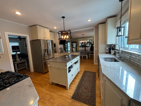 180 Ludlow St, Worcester, MA 01603