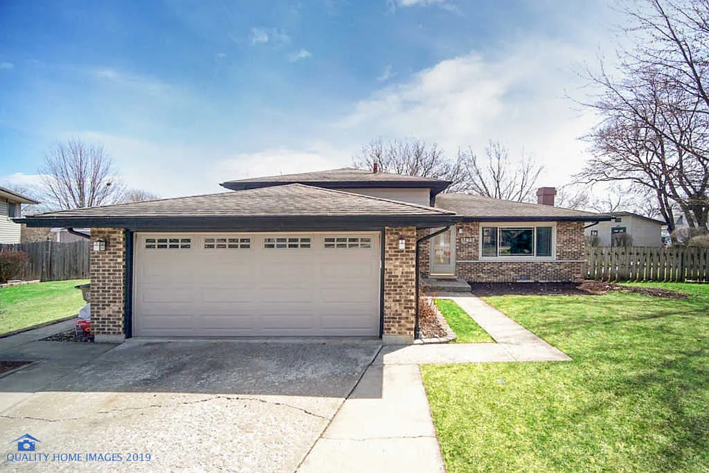17927 65th Ct photo 1