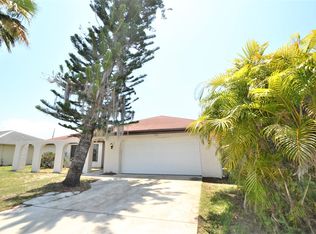 917 Spring View Ave NW, Port Charlotte, FL 33948