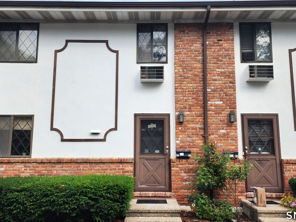 1st image of 45 Columbus Place #17