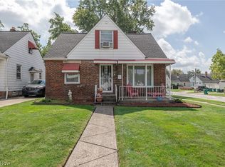 17690 Mapleboro Ave, Maple Heights, OH 44137