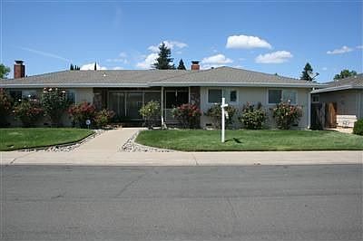 3rd image of 1551 Sharon Dr