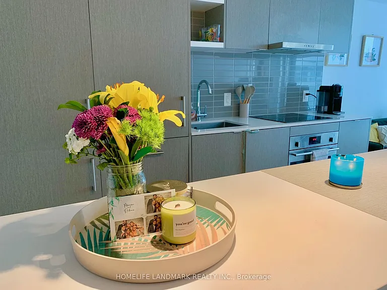 88 Harbour St #1201 — Photo 9