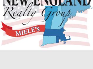 40 Heritage Rd, North Kingstown, RI 02852