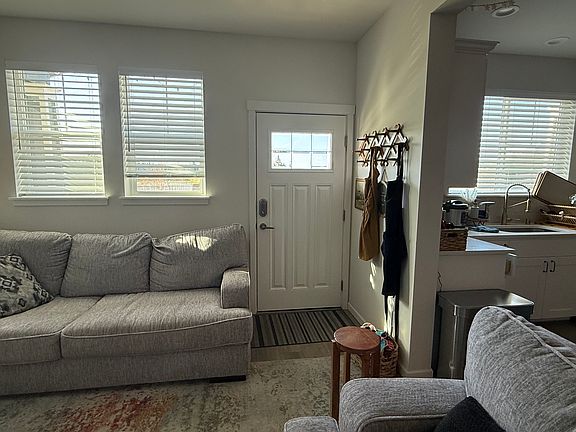 3rd image of 14389 Lockwood Ln SE