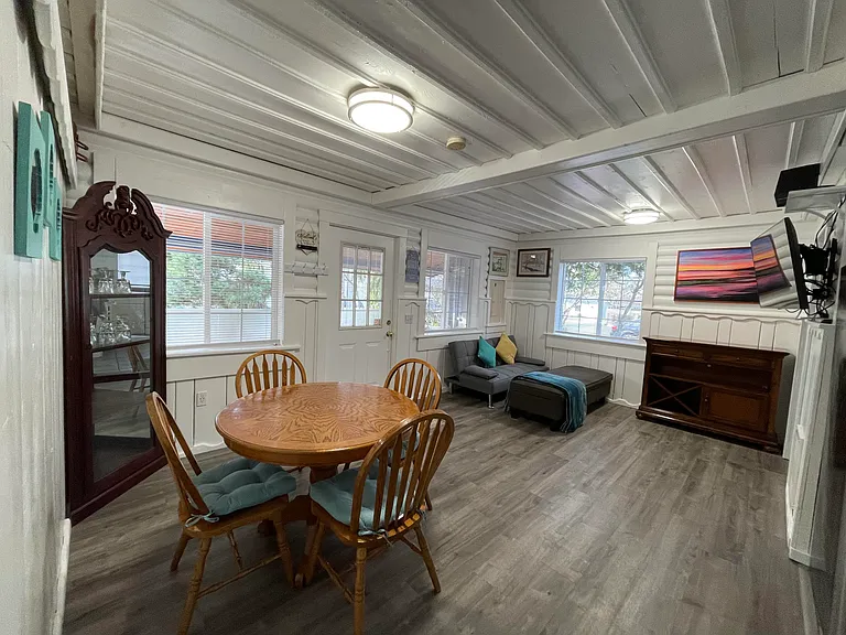 4973 Cottonwood Ct — Photo 4
