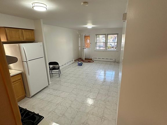 2nd image of 30 Bay 37th St Floor 1