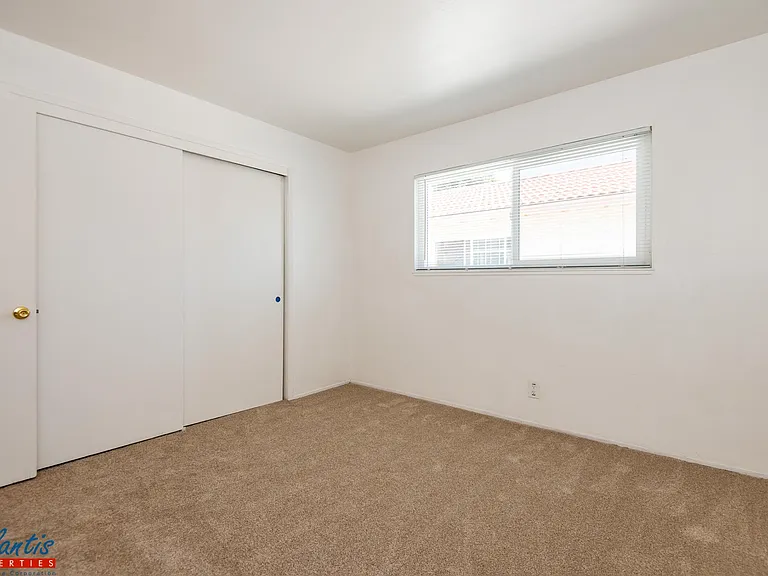 1570 Quebec Ct #4 — Photo 5