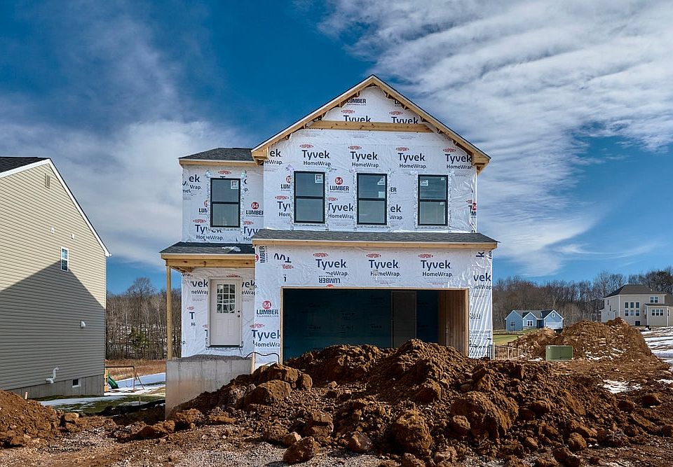 1st image of 205 Austin Ln #36