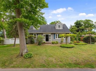 20 Yates St, West Babylon, NY