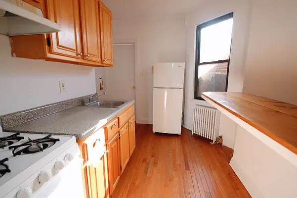 Rented by Highline Residential | media 13