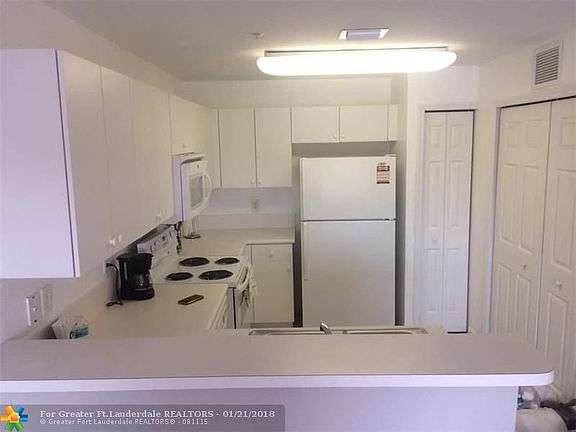 3rd image of 11001 NW 83rd St APT 206