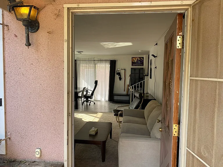 918 Diamond St — Photo 14