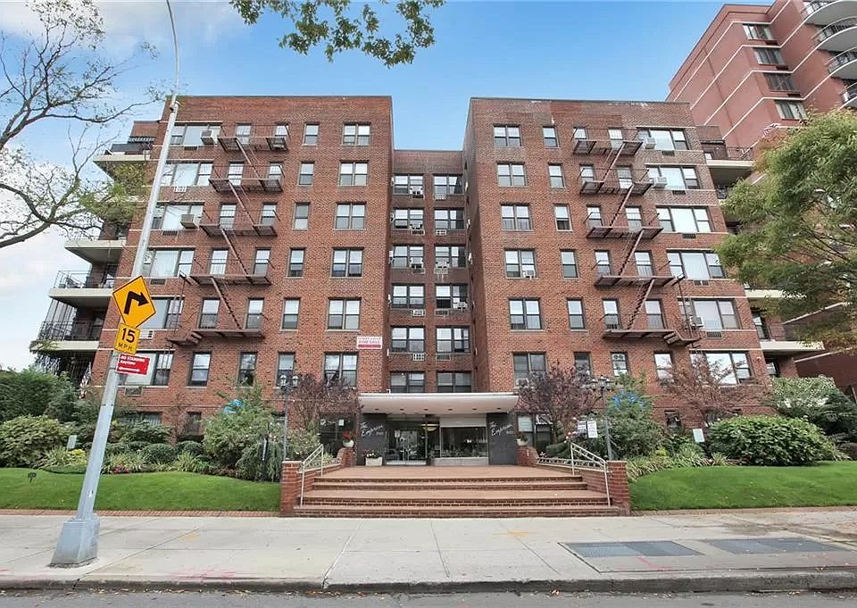 1st image of 3101 Ocean Pkwy APT 3O