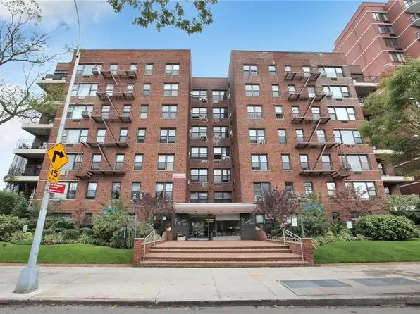 3101 Ocean Pkwy APT 3O, Brooklyn, NY 11235