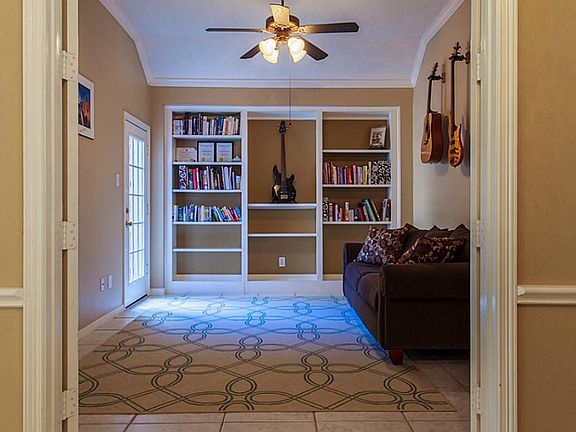 5th image of 1535 Kennebeck Pl