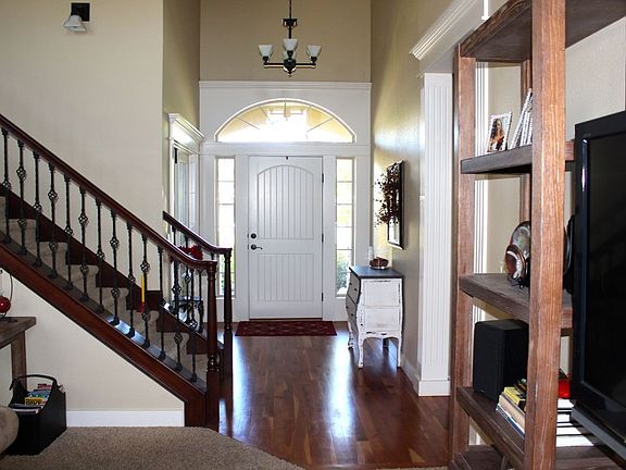 Entry way