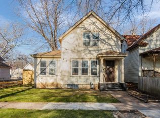 1217 Reaney Ave, Saint Paul, MN 55106