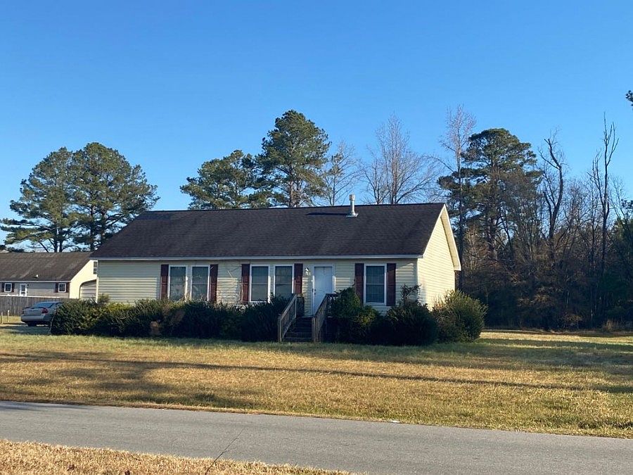 2nd image of 107 Malibu Dr