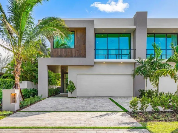 142 NE Wavecrest Way, Boca Raton, FL 33432