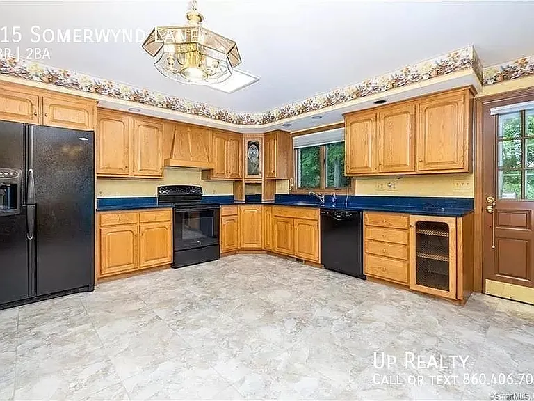 115 Somerwynd Ln — Photo 10