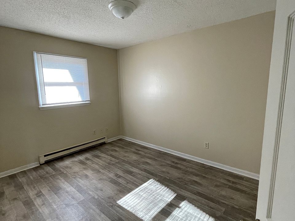 2 bed 1 bath unit