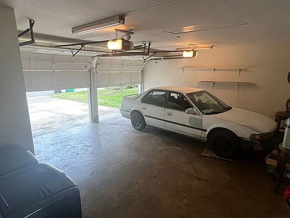 4th image of 6726 Carvel Ln