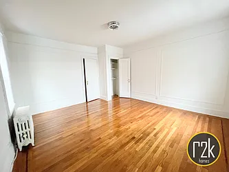 Rented by Realty 2000 Corp