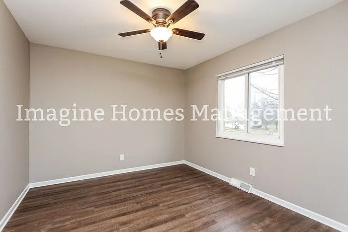 5634 Young Rd — Photo 8